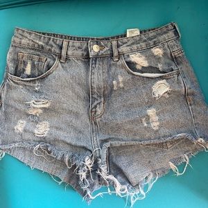 - H&m high waisted shorts